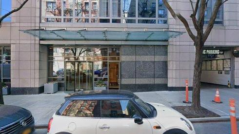 rent apartment 450 east 83rd street