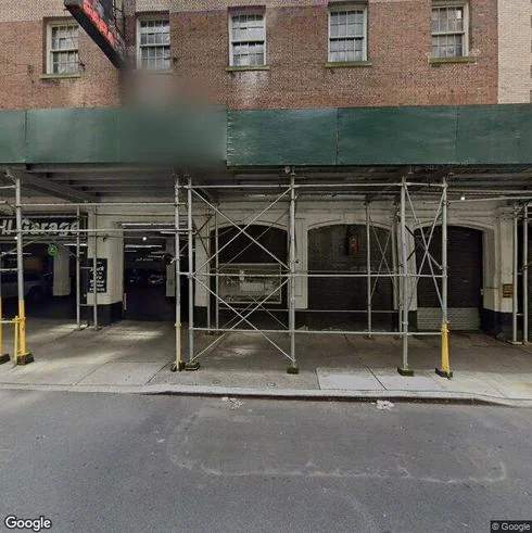 rent specialty 142 e 31st st