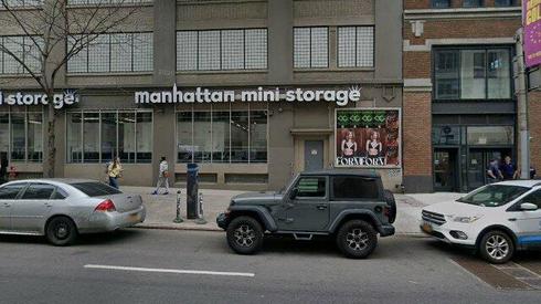 rent specialty 159 varick st