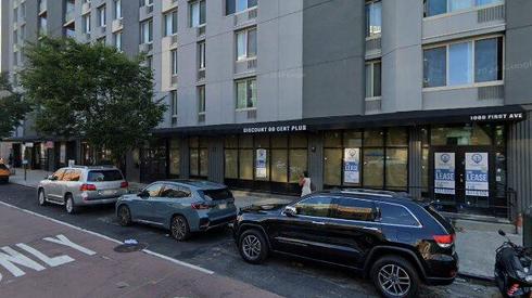 rent retail 1968 1st ave