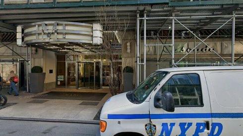 rent apartment 260 w 54th st