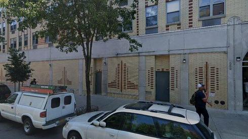 rent apartment 342 e 8th st