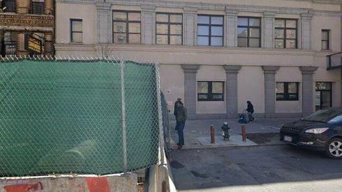 rent office 230 east 106th street