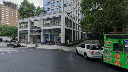 rent retail 775 columbus avenue